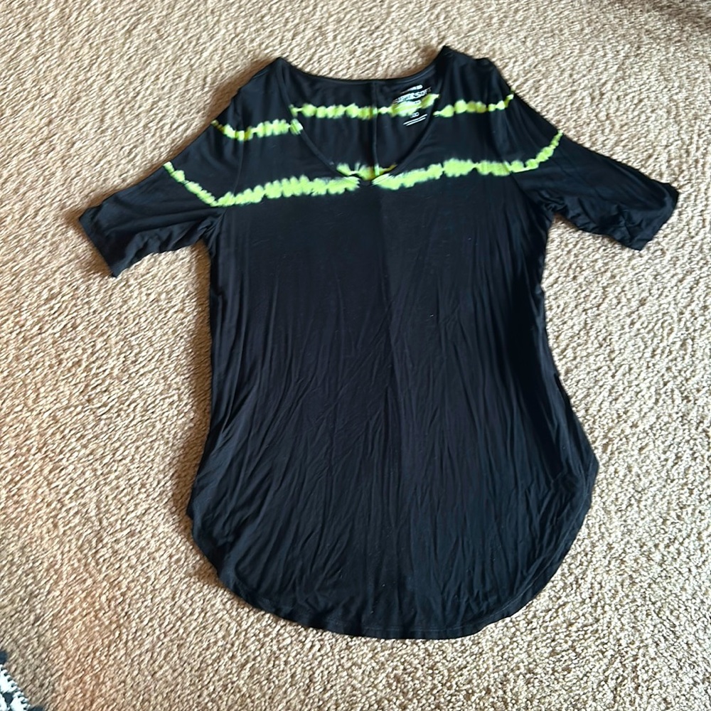 Black and green tye dye shirt